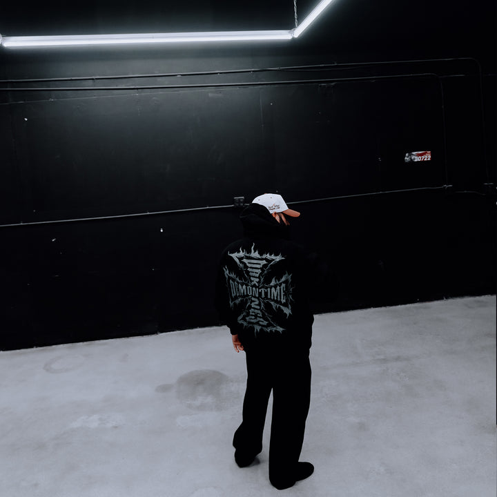 Crest Zip up Hoodie ( Black )