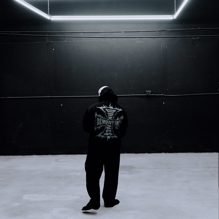 Crest Zip up Hoodie ( Black )