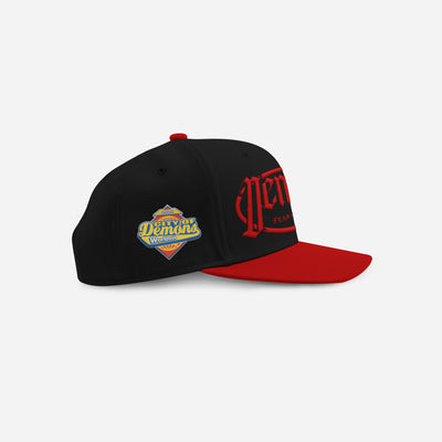 Black / Red Snapback