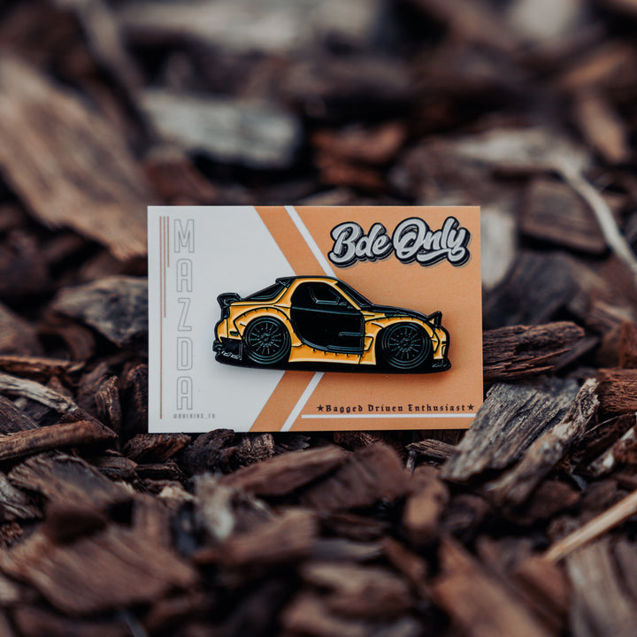 Mazda Rx7 Pin [ Gold ]